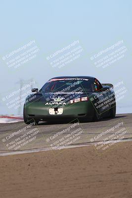 media/Oct-26-2025-CalClub SCCA (Sun) [[8ce1e69566]]/Group 4/Grapevine/